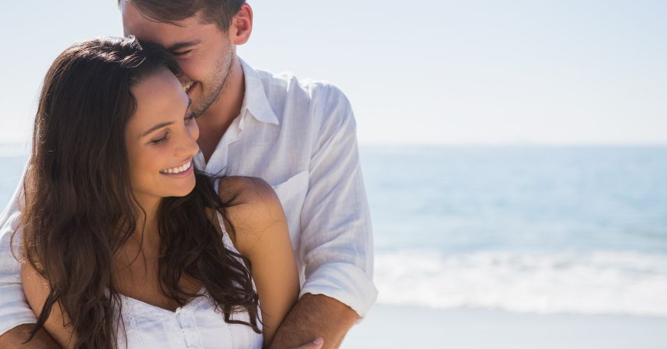 8 Telltale Signs a Man Is in Love With You (But Is Hiding It)