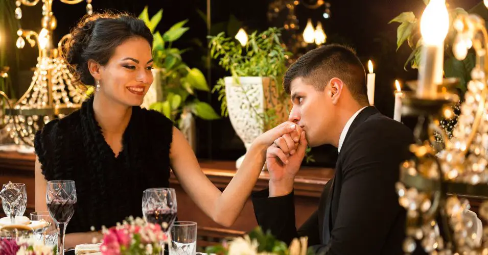 9 Ways to Get a Guy to Ask You Out