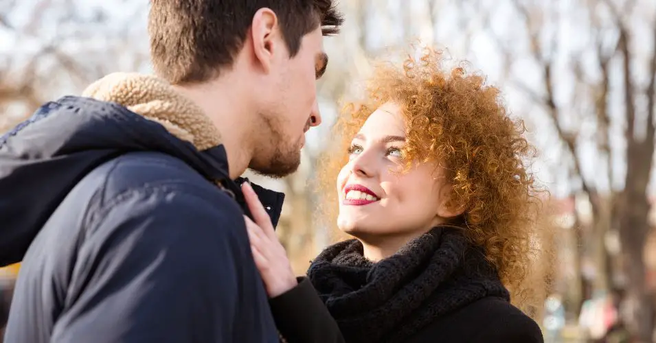 10 Ways to Know if You’re in Love