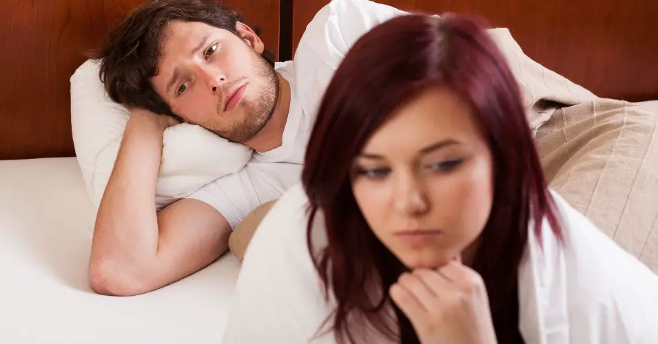 8 Signs He’s Just Stringing You Along